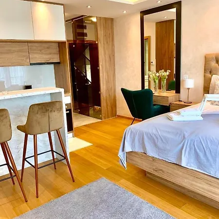 Apartment Pino Silvestre Zlatibor