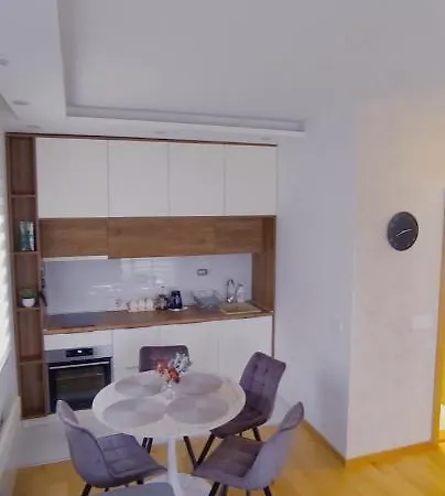 Apartment Pino Silvestre *