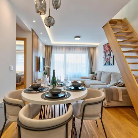 아파트 Pino Silvestre *