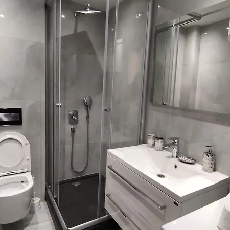 Pino Silvestre Daire *